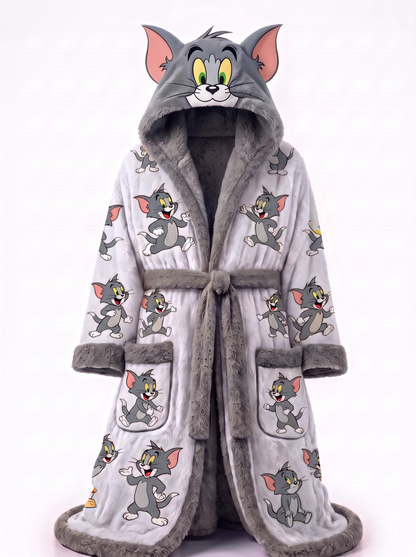 (PRE-ORDERS) HEATED TOM & JERRY ROBES